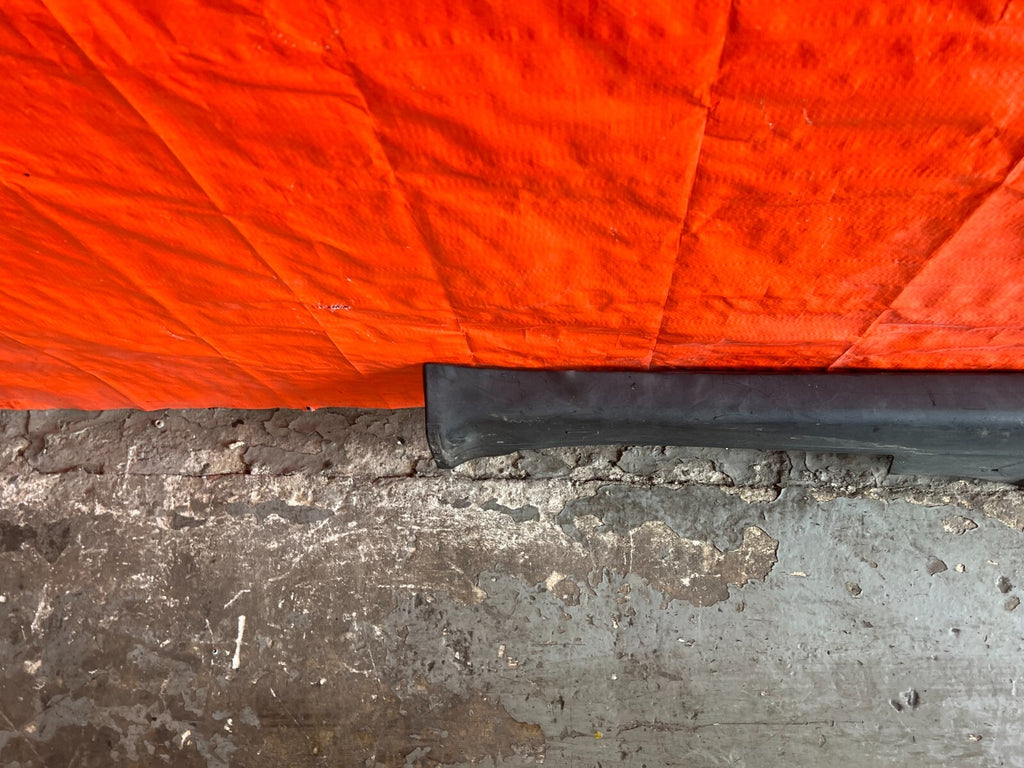 97 01 HONDA PRELUDE BASE   SIDE SKIRT ROCKER MOLDING TRIM   LEFT SIDE   OEM #1369