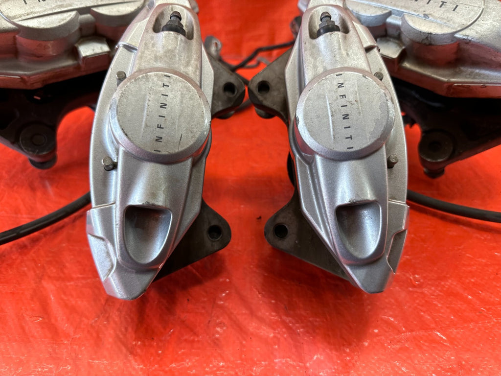 08 15 INFINITI G37 & Q60 SPORT   AKEBONO   BRAKE CALIPERS LEFT & RIGHT   OEM 1889