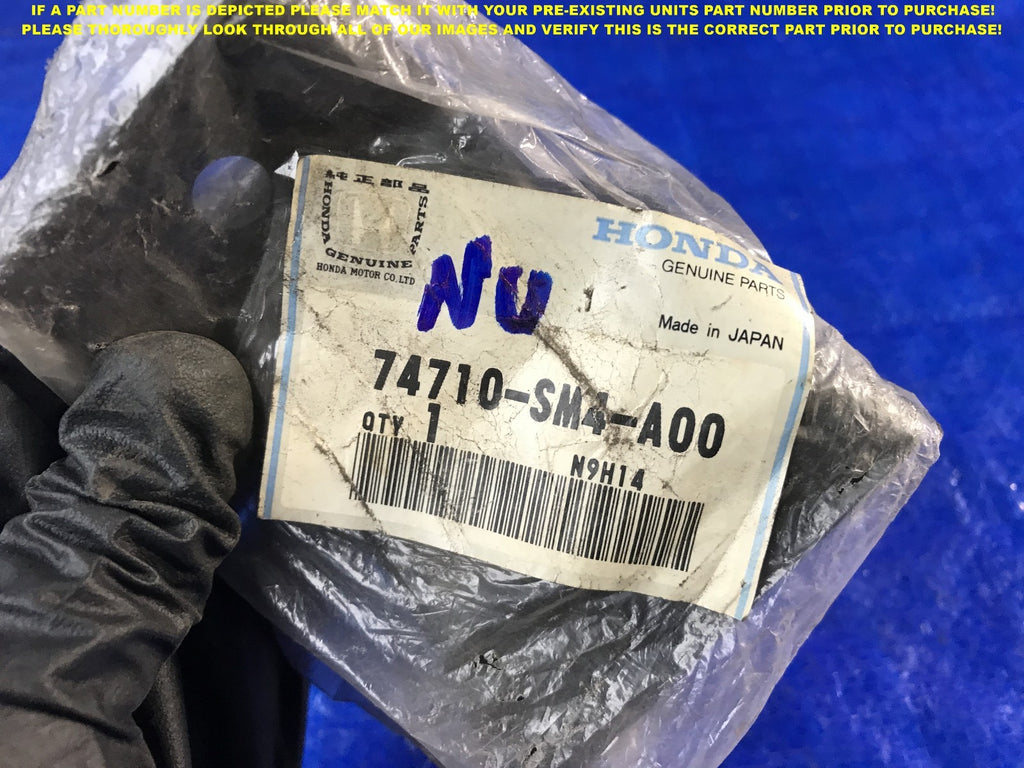 1993 HONDA ACCORD 2 DOOR Protector, Rear Frame End   Honda (74710 SM4 A00)1