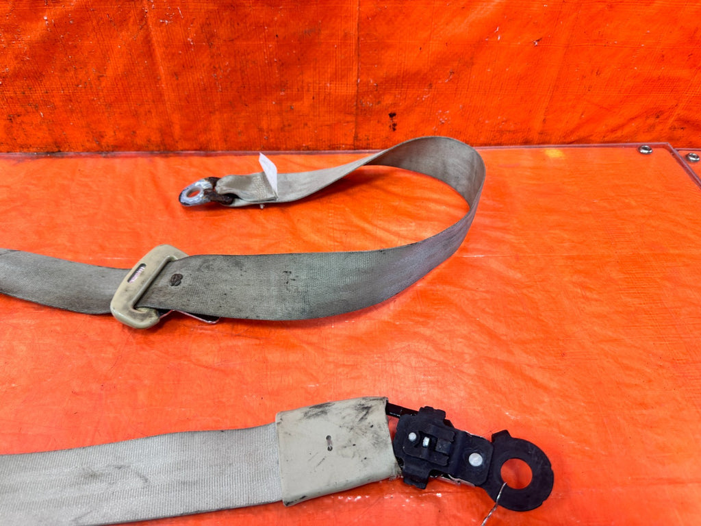 04 05 ACURA TSX   LEFT & RIGHT FRONT SEAT BELTS   TAN COLOR   OEM FACTORY #3044