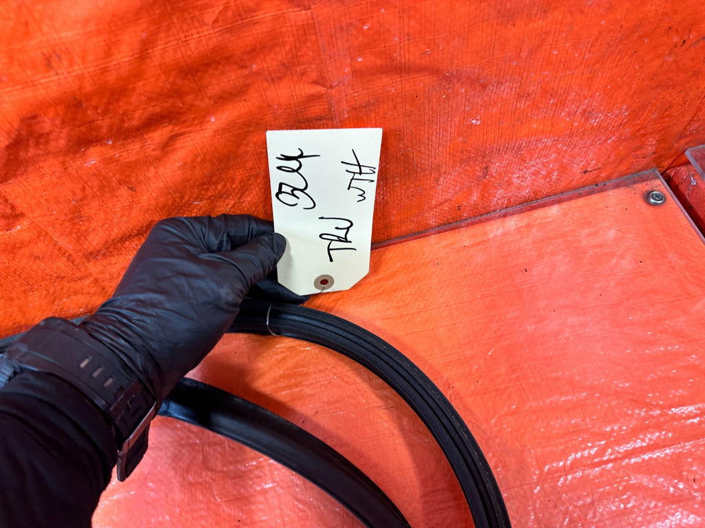18 22 HONDA ACCORD   TRUNK MOUNTED WEATHER STRIP RUBBER GASKET LINER  OEM #3248
