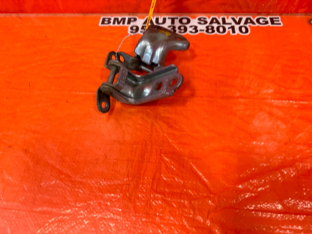 2012 SUBARU WRX STI SEDAN PASSENGER RIGHT REAR DOOR HINGE SET UPPER LOWER OEM 748