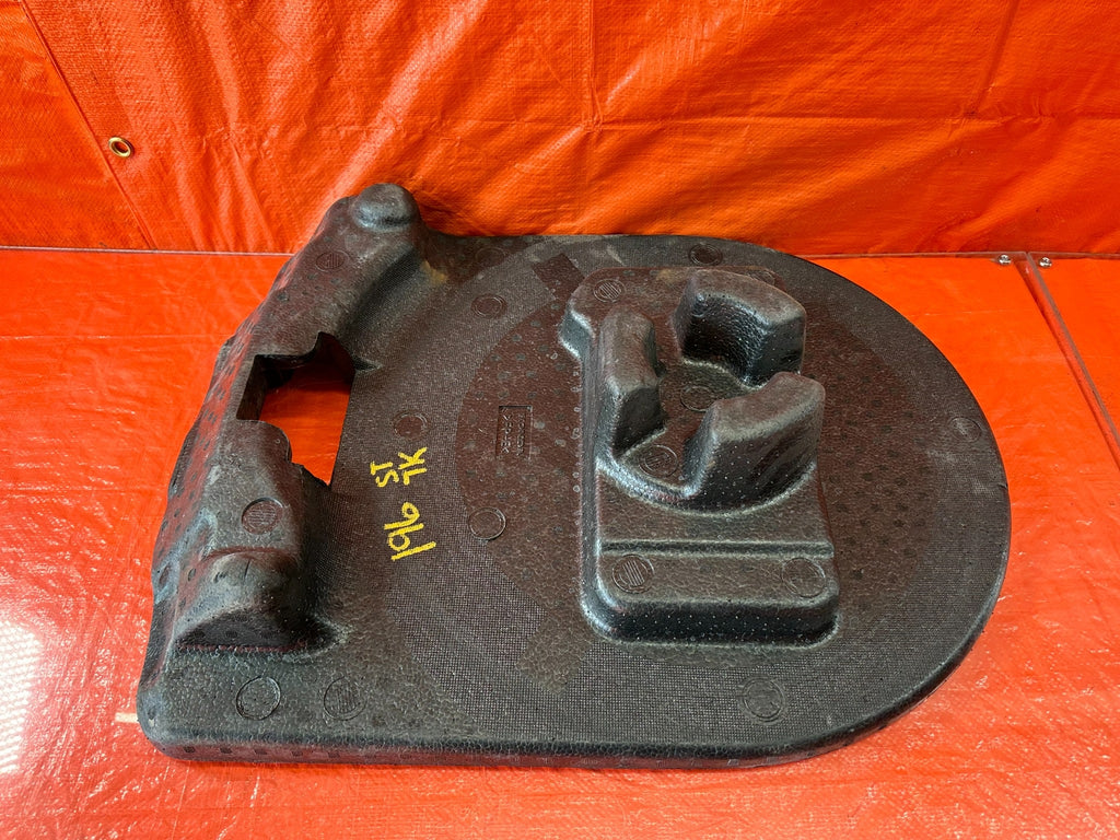 04 08 ACURA TSX   REAR SPARE TIRE FOAM COVER STYROFOAM PADDING TRIM   OEM #1969