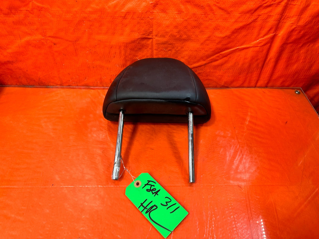 08 15 INFINITI G37 & Q60 2D COUPE FRONT SEAT HEAD REST LEFT OR RIGHT   OEM 311 17