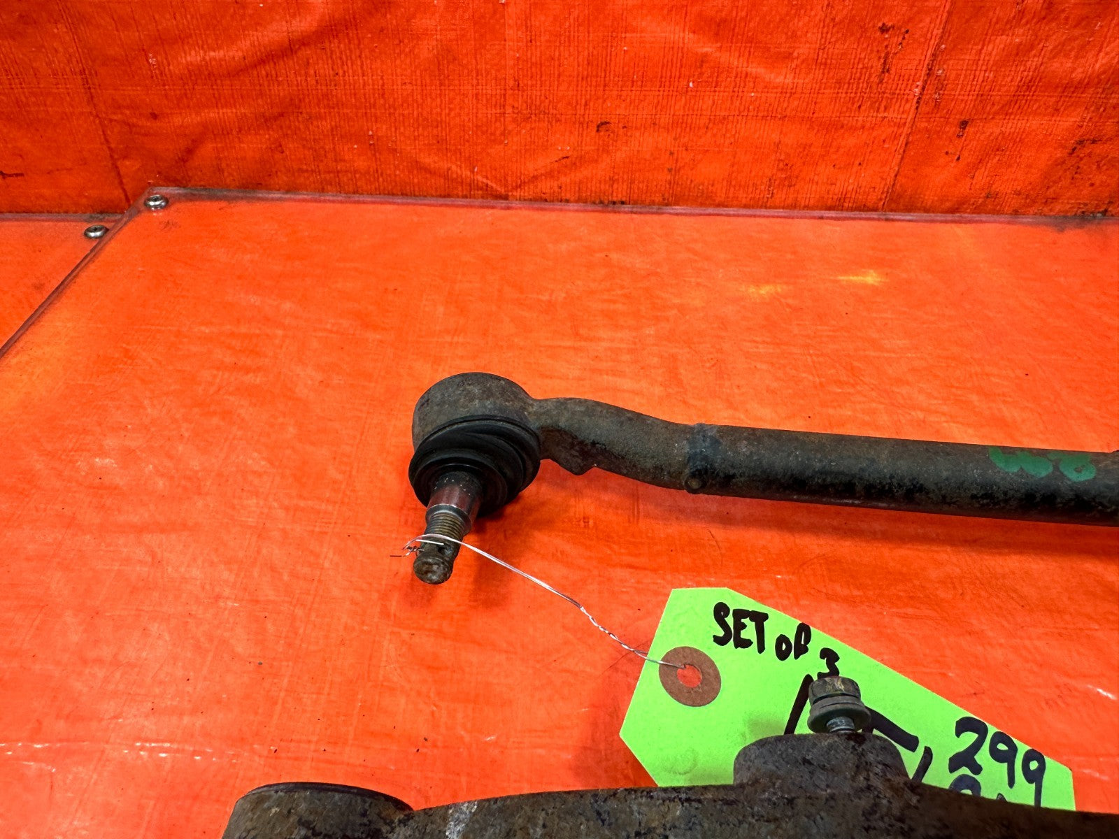 13 16 HYUNDAI GENESIS COUPE   DRIVER LEFT FRONT SPINDLE KNUCKLE AND ALL ARMS OEM15