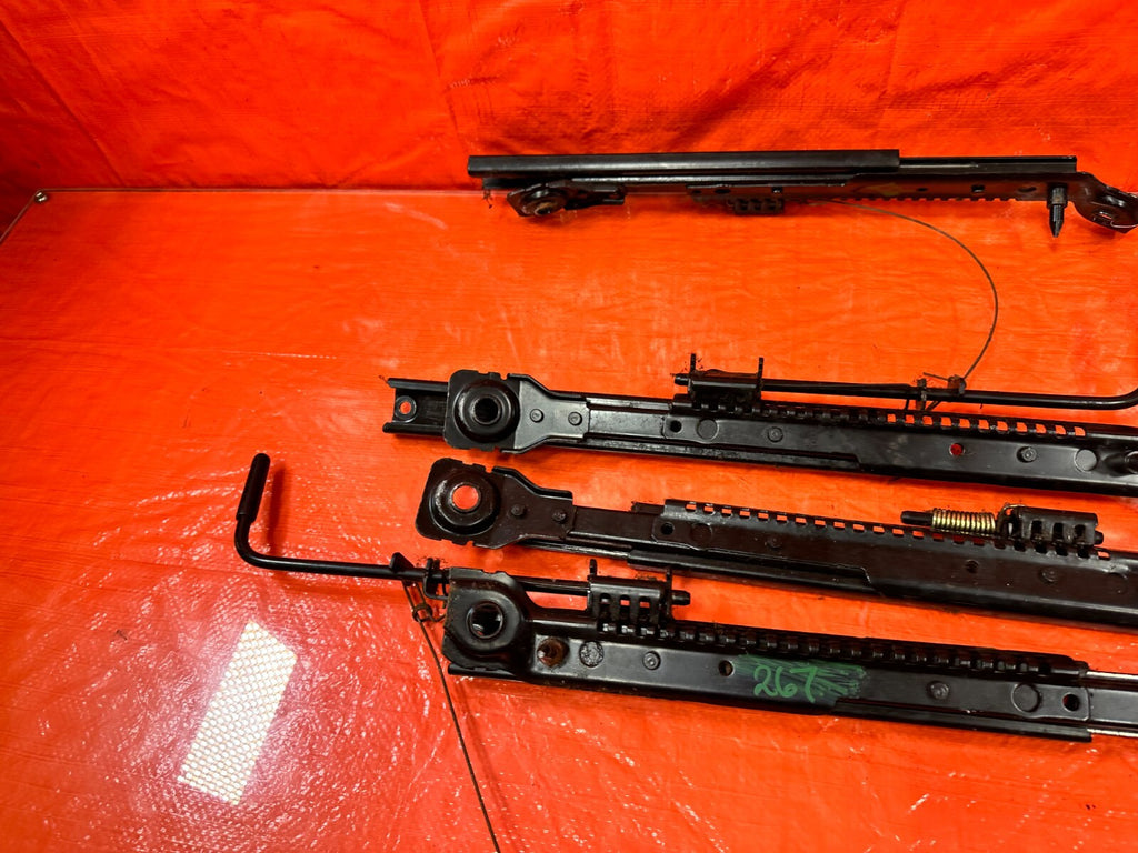 1993 93 MAZDA MX 5 MIATA   SEAT RAIL SET   LEFT & RIGHT RAILS SLIDERS BRACKETS  8