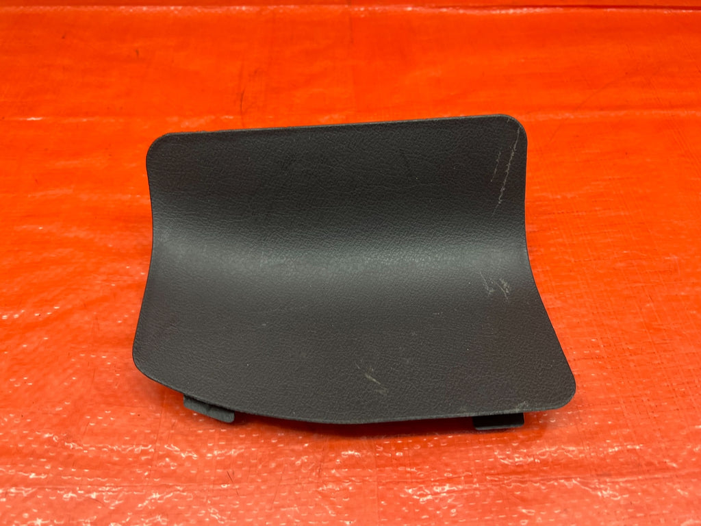 02 05 HONDA CIVIC SI EP3 HATCHBACK   TAIL LIGHT TRIM PLASTIC COVER LEFT OEM #1765