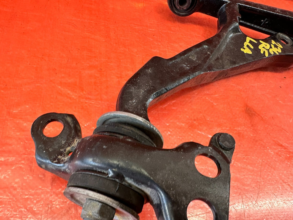 93 94 HONDA DEL SOL SI   PASSENGER RIGHT FRONT   LOWER CONTROL ARM   OEM OE #2363
