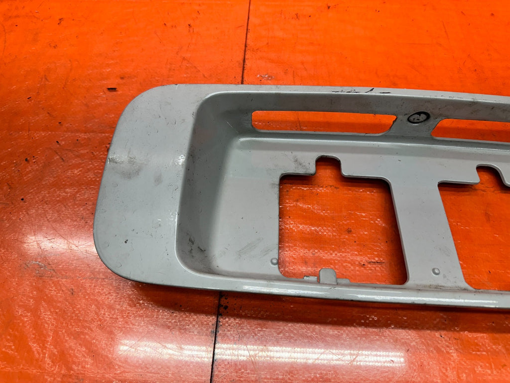 92 96 HONDA PRELUDE REAR LICENSE PLATE GARNISH CENTER TRIM OEM #3326