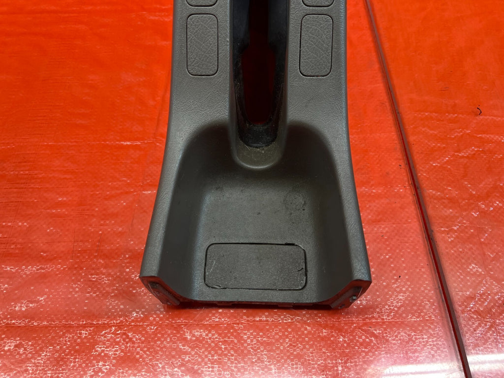 94 01 ACURA INTEGRA   ARM REST / CENTER CONSOLE STORAGE COMPARTMENT TAN OEM #1594
