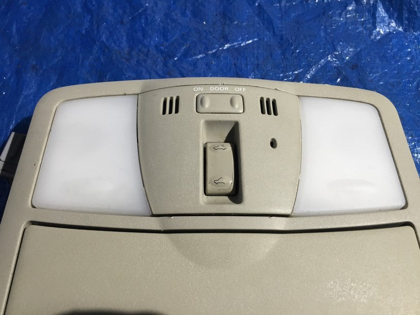 OEM 2009 G37 AWD G37X SEDAN MAP / DOME LIGHT ASSEMBLY IN GRAY #11122