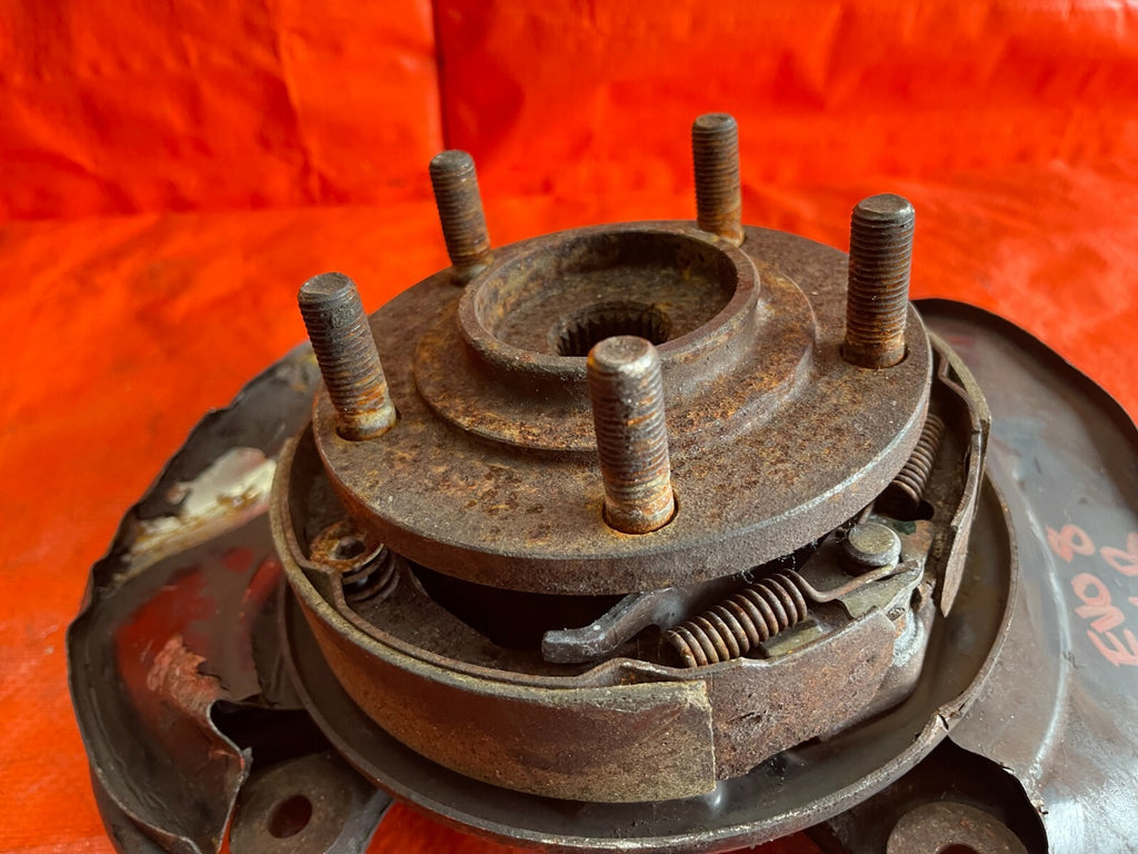MITSUBISHI LANCER EVOLUTION EVO 8 VIII DRIVER LEFT REAR SPINDLE KNUCLE HUB OEM  8