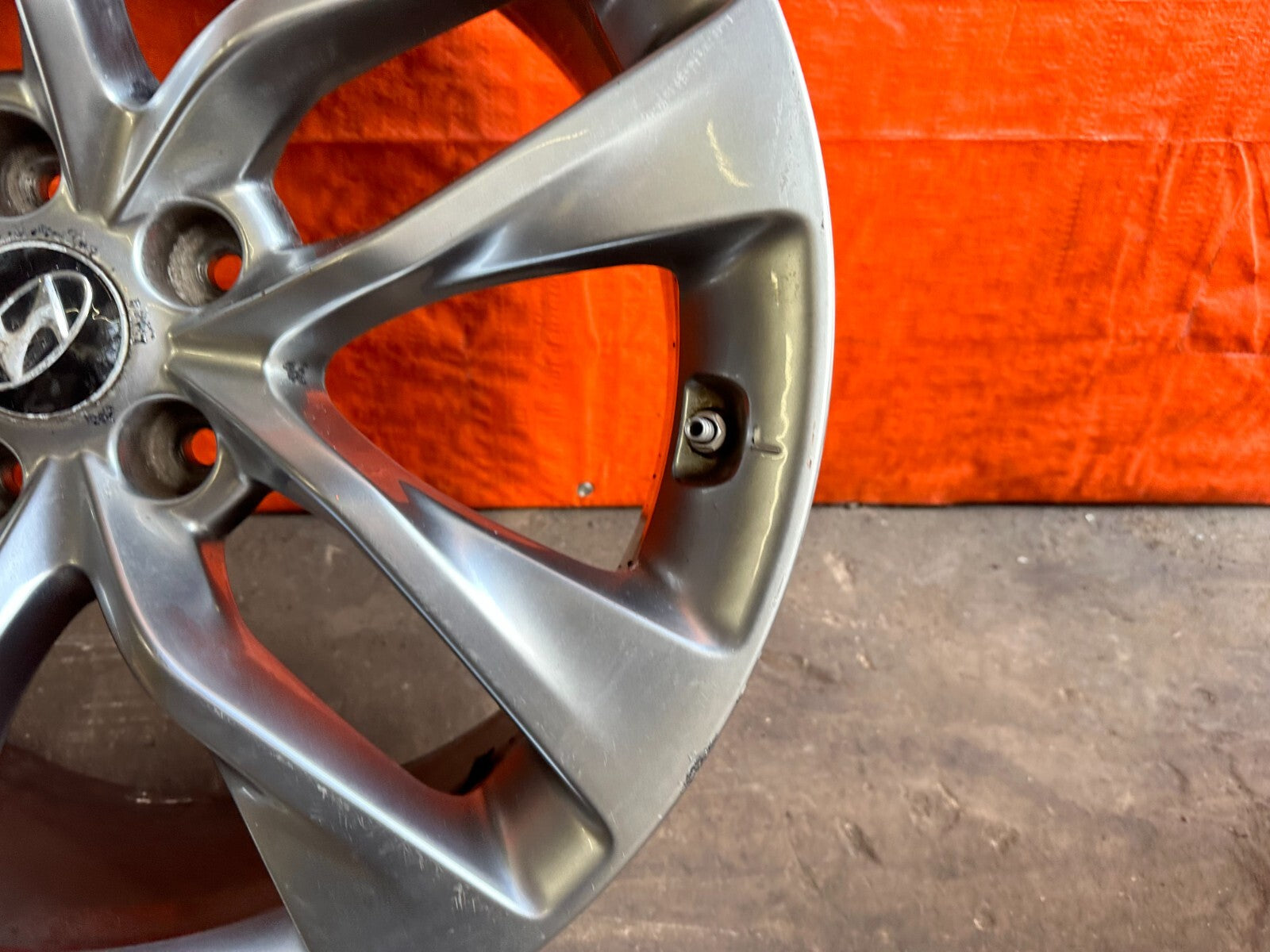 13 16 HYUNDAI GENESIS COUPE  REAR WHEEL RIM 19x8.5 +32   OEM FACTORY #2893