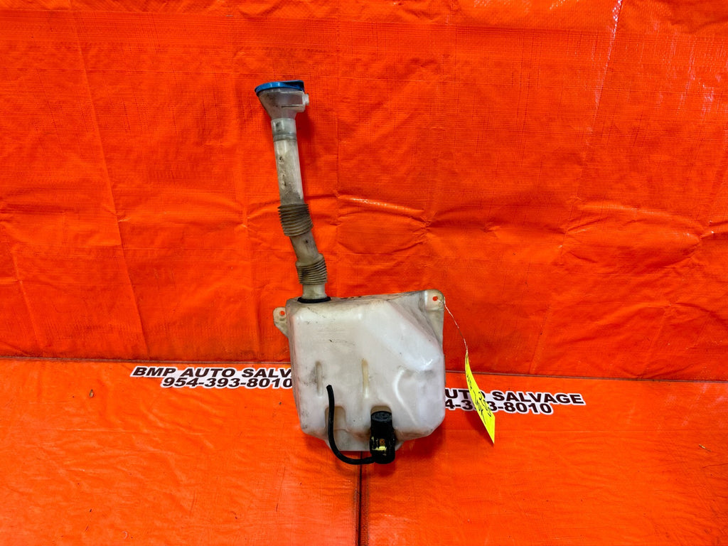 04 08 ACURA TSX   WINDSHIELD WIPER RESERVOIR TANK W/ MOTOR   OEM FACTORY #2550