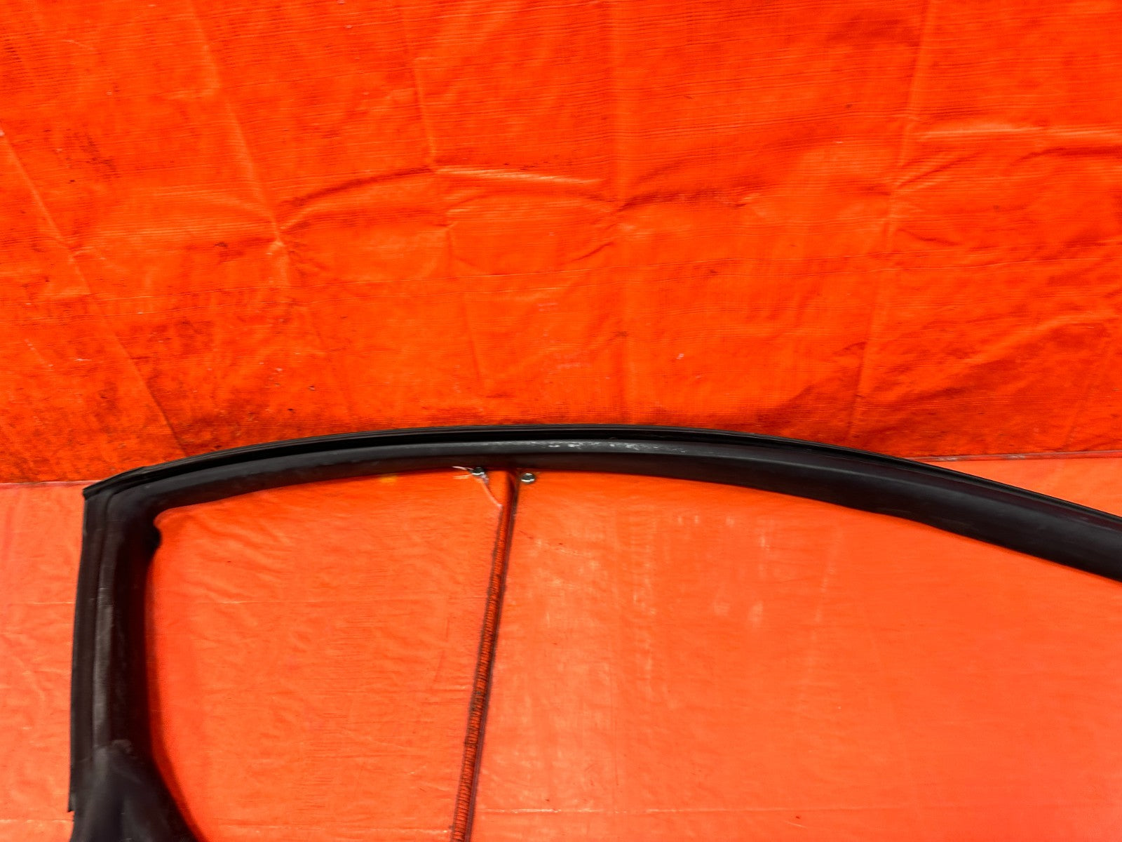 10 16 HYUNDAI GENESIS COUPE   RIGHT DOOR UPPER WEATHER STRIP SEAL OEM #3185