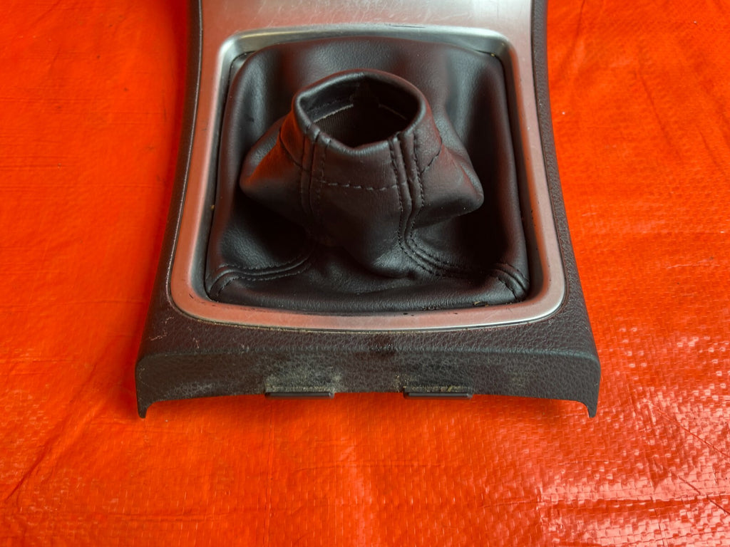 11 14 SUBARU IMPREZA WRX STi SEDAN   SHIFTER CONSOLE TRIM W/ BOOT   OEM OE #744