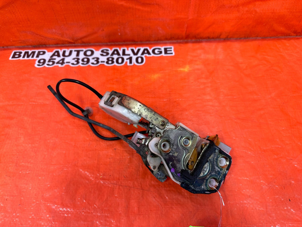 97 01 HONDA PRELUDE   PASSENGER RIGHT FRONT DOOR LOCK ACTUATOR   OEM #2590