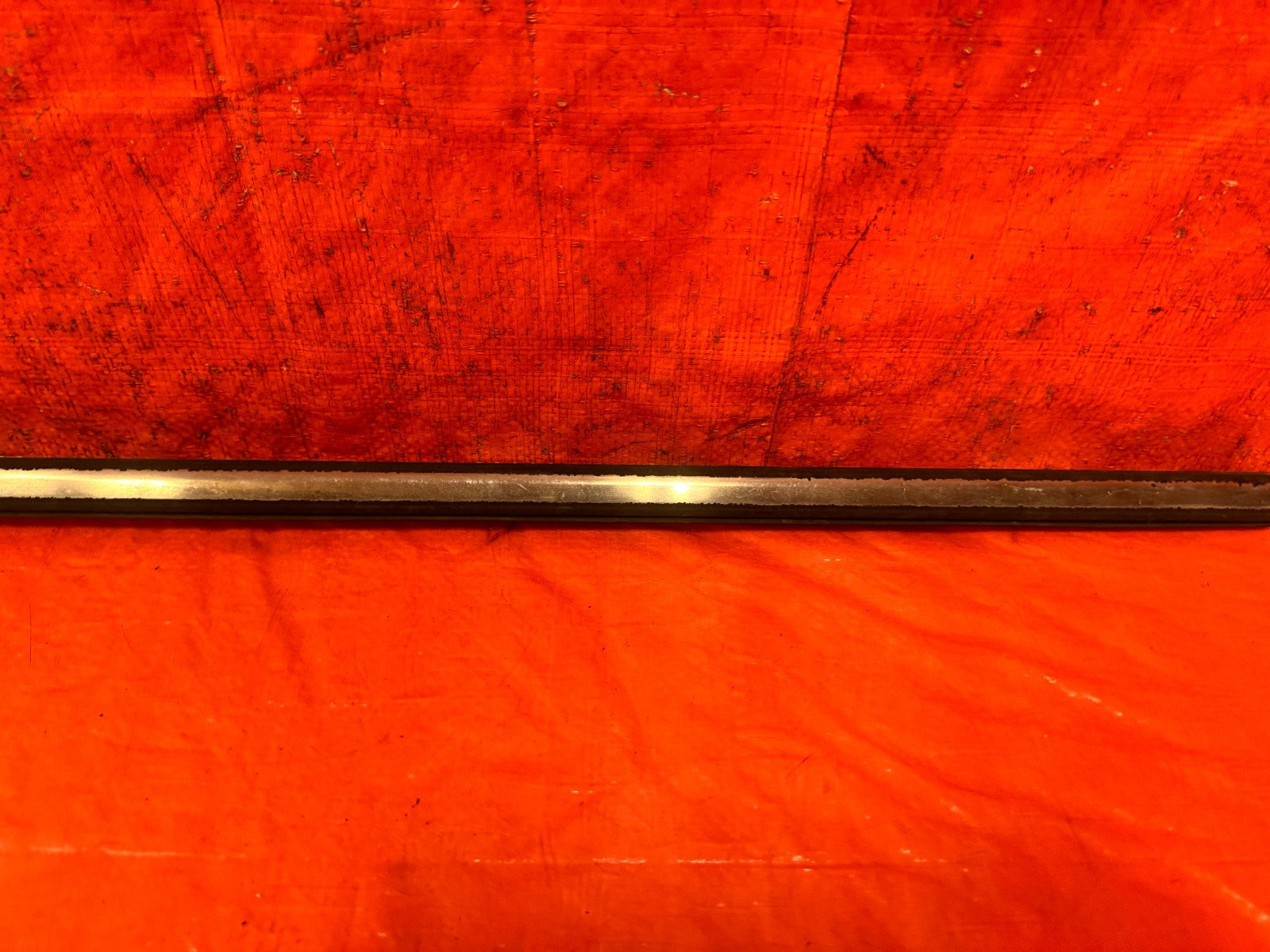 02 05 HONDA CIVIC SI EP3 HATCH   RIGHT FRONT EXTERIOR WINDOW GLASS TRIM OEM #21314