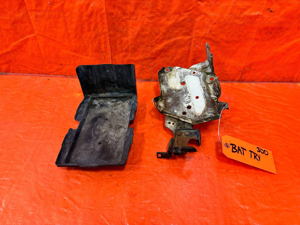 06 11 HONDA CIVIC   BATTERY TRAY   OEM OE #3000