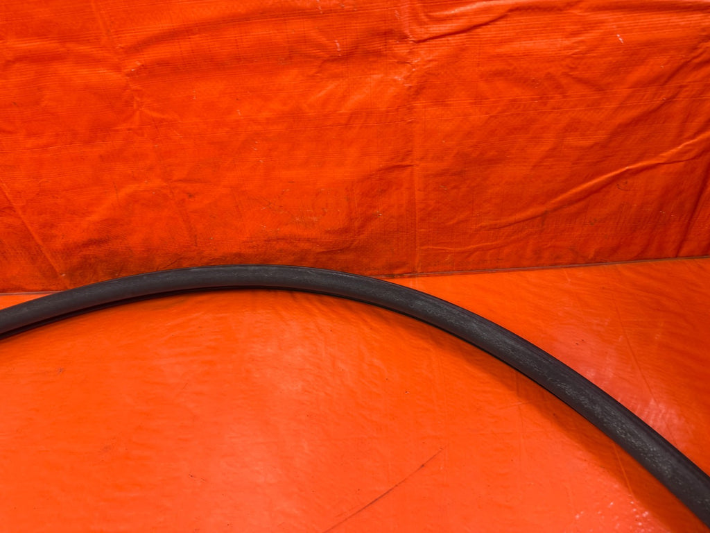 08 15 INFINITI G37 & Q60 COUPE   RIGHT   UPPER WEATHER STRIP RUBBER OEM #3284