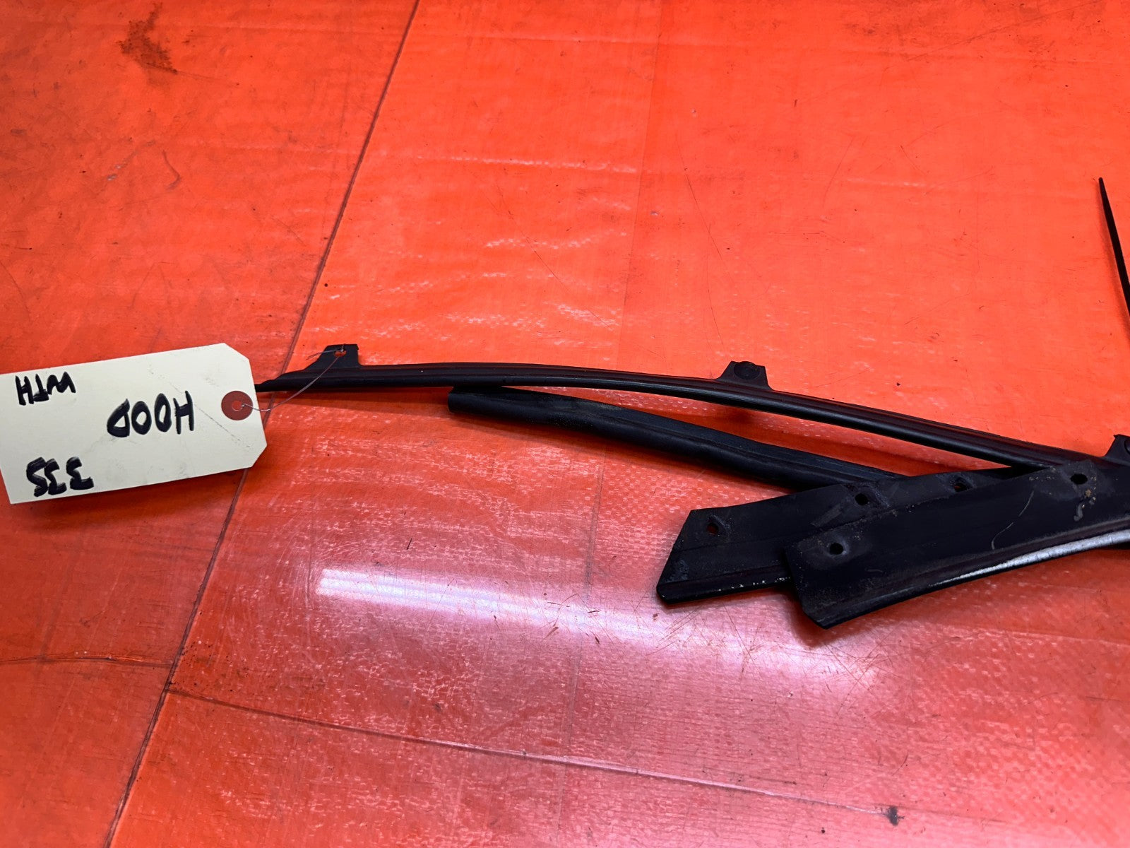 97 01 HONDA PRELUDE 2.2L FRONT HOOD COWL WEATHERSTRIP RUBBER SEAL TRIM OEM #3359