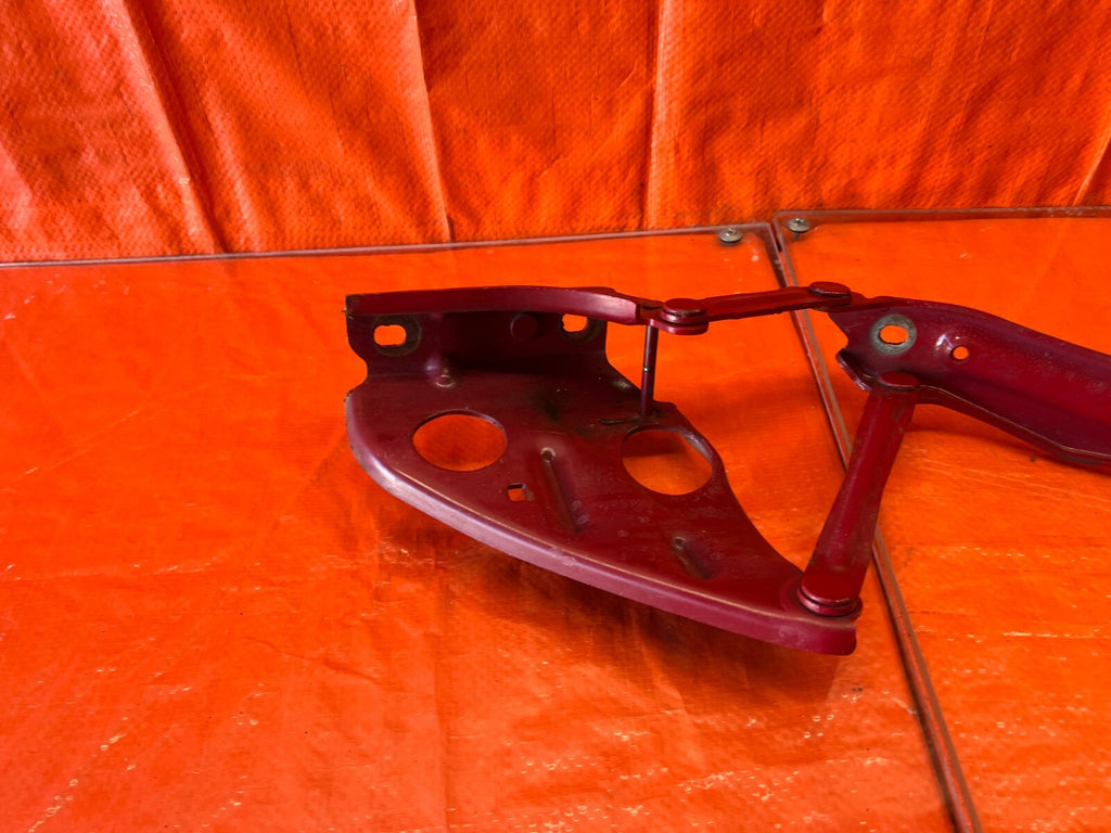 93 97 HONDA DEL SOL   TRUNK HATCH LATCH   PASSENGER RIGHT   TRUNK HINGE OEM #1465