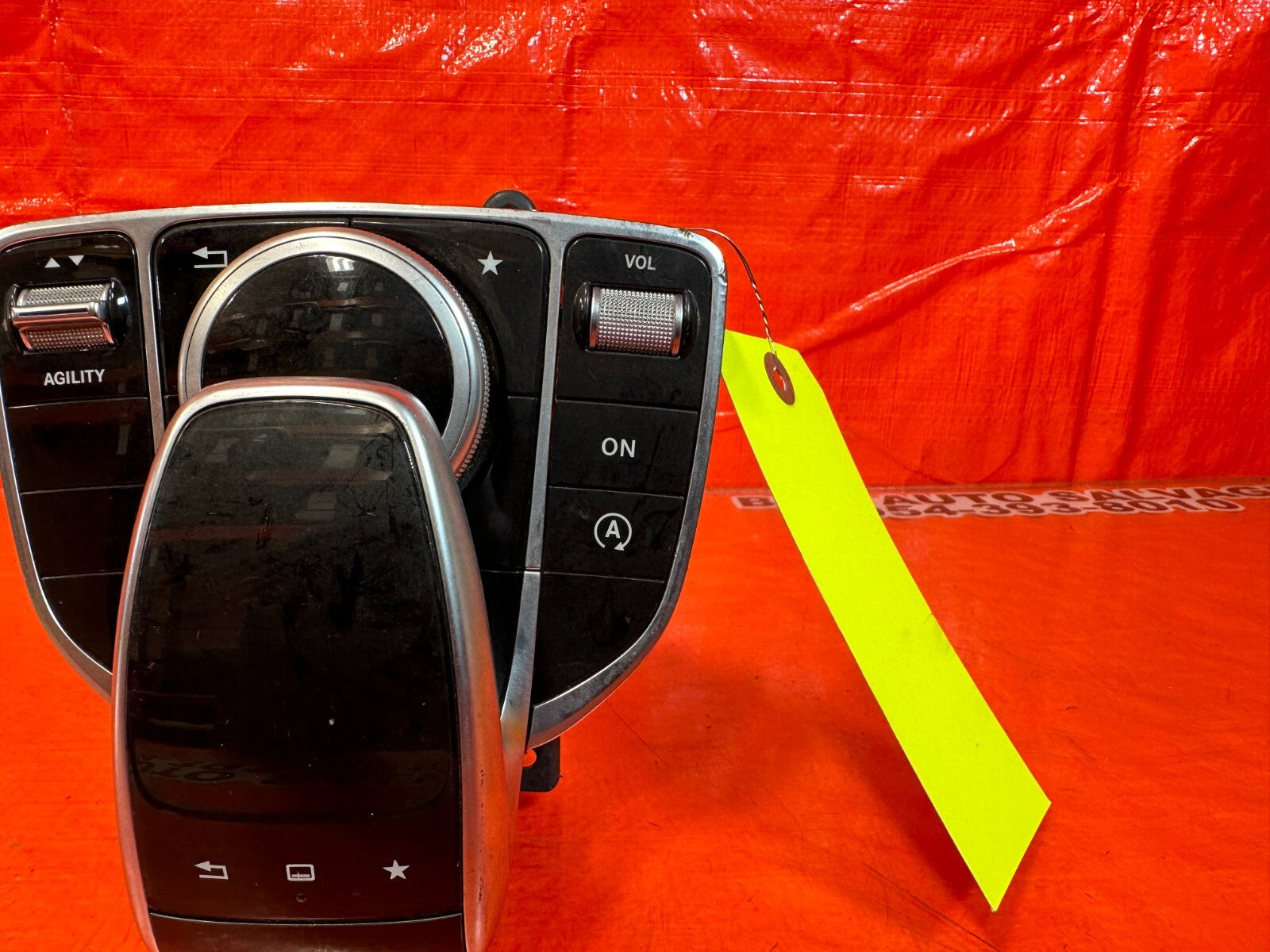 MERCEDES BENZ C CLASS W205 SAT NAV TOUCH PAD CONTROLLER A20590068162