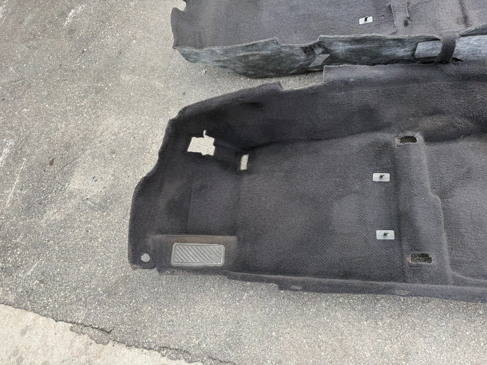 13 16 HYUNDAI GENESIS COUPE 3.8L   CARPET   BLACK IN COLOR   OEM FACTORY OE #3194
