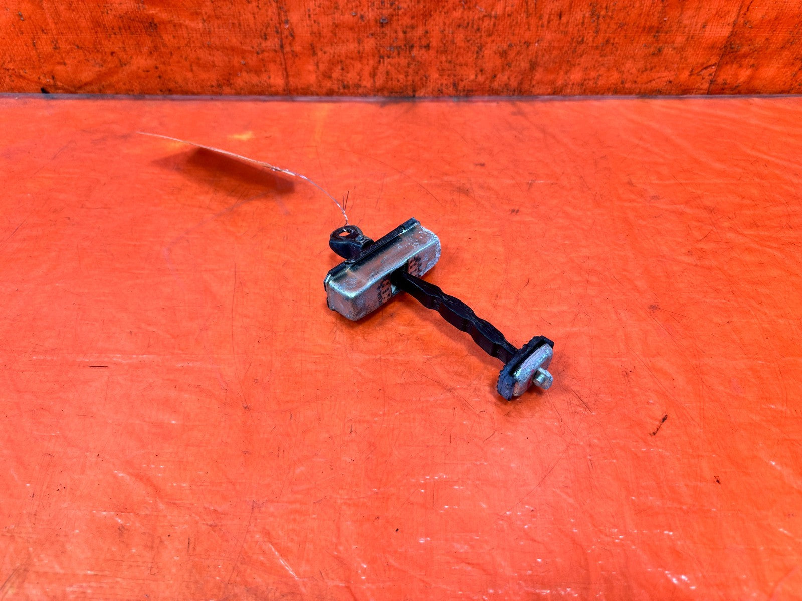 04 08 ACURA TSX LEFT DRIVER FRONT DOOR CHECKER STOP STRAP OEM #3306