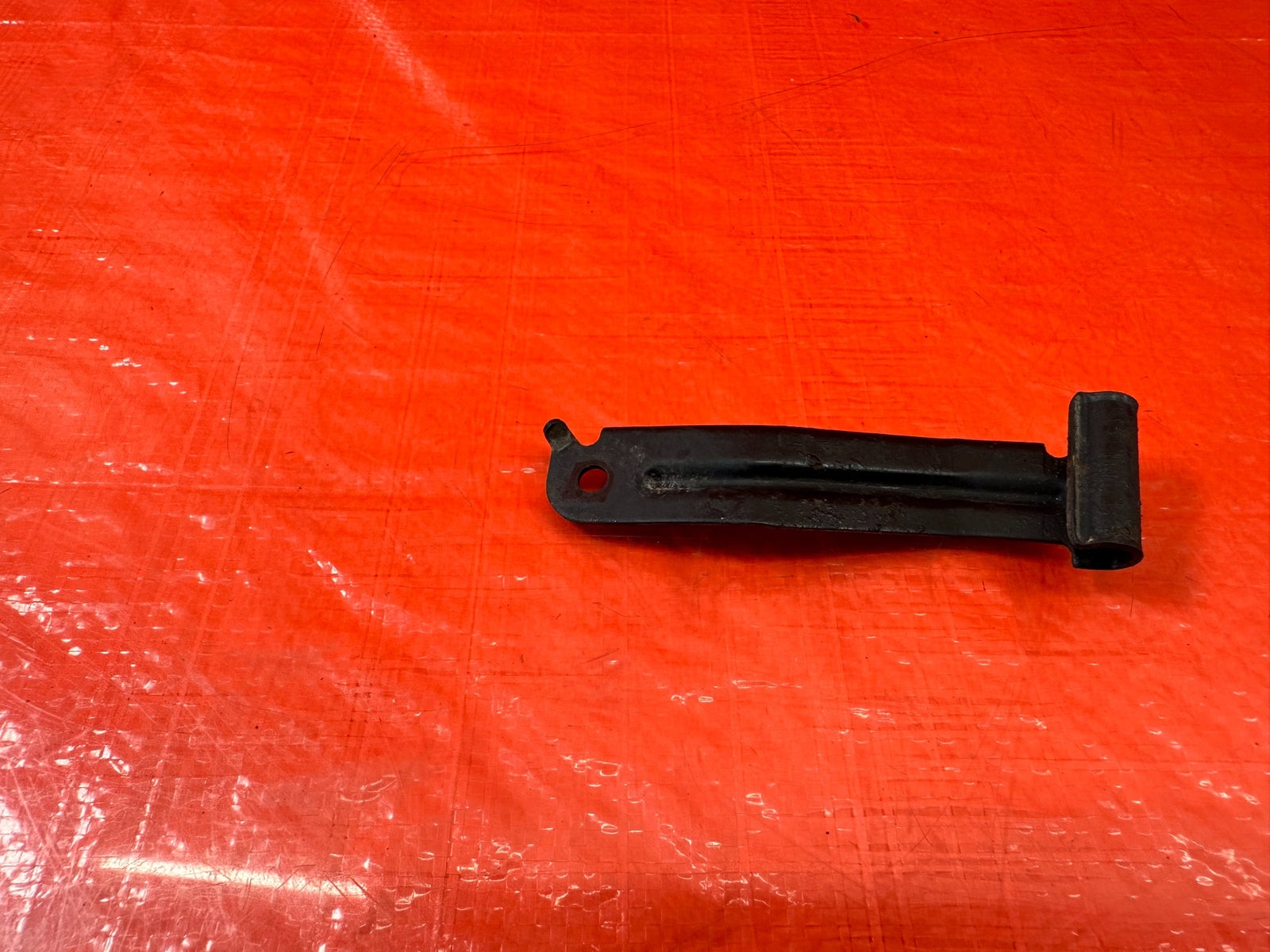 02 05 HONDA CIVIC SI EP3 HATCHBACK   THROTTLE CABLE MOUNTING BRACKET   OEM #1867