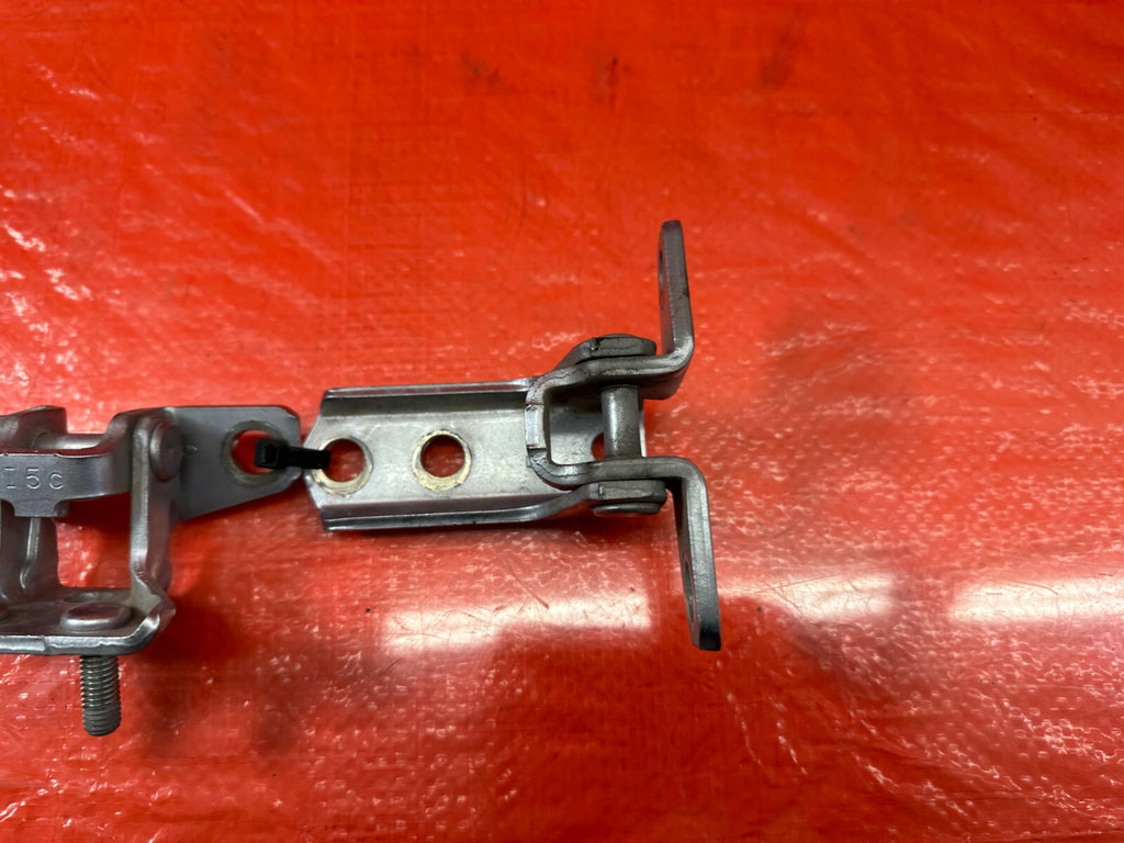 08 15 LANCER EVOLUTION X EVO 10   DOOR HINGE SET UPPER & LOWER LEFT REAR OEM 2145