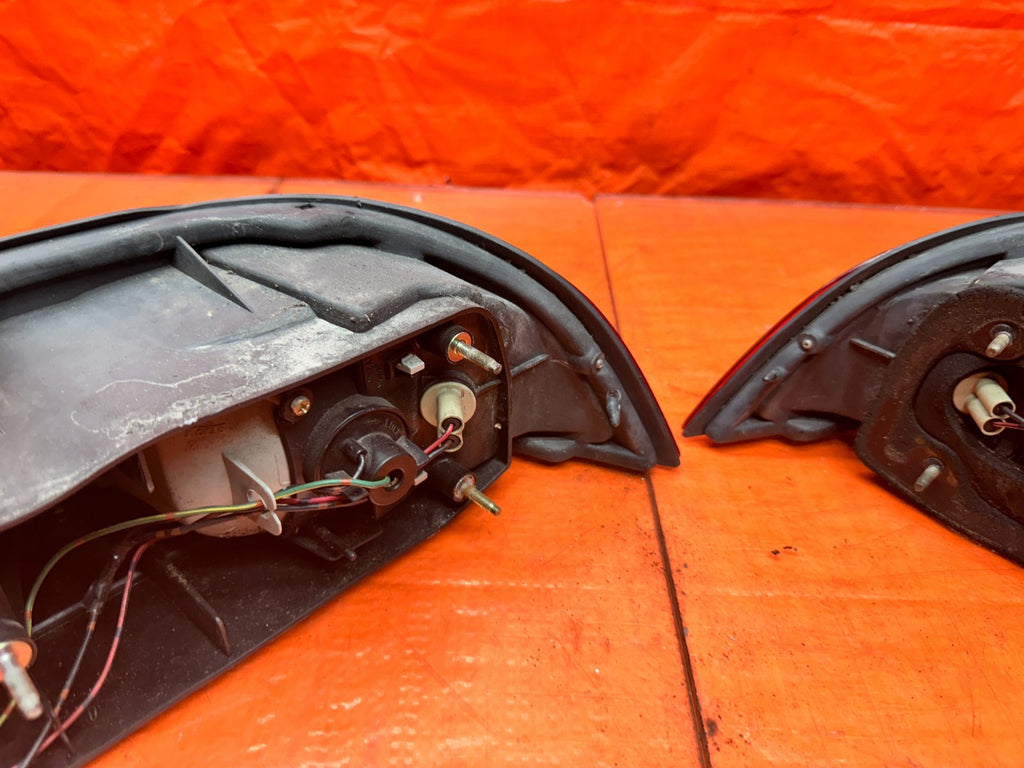 98-01 ACURA INTEGRA 2D COUPE ALL RED REAR TAIL LIGHTS LAMPS PAIR OEM #34910