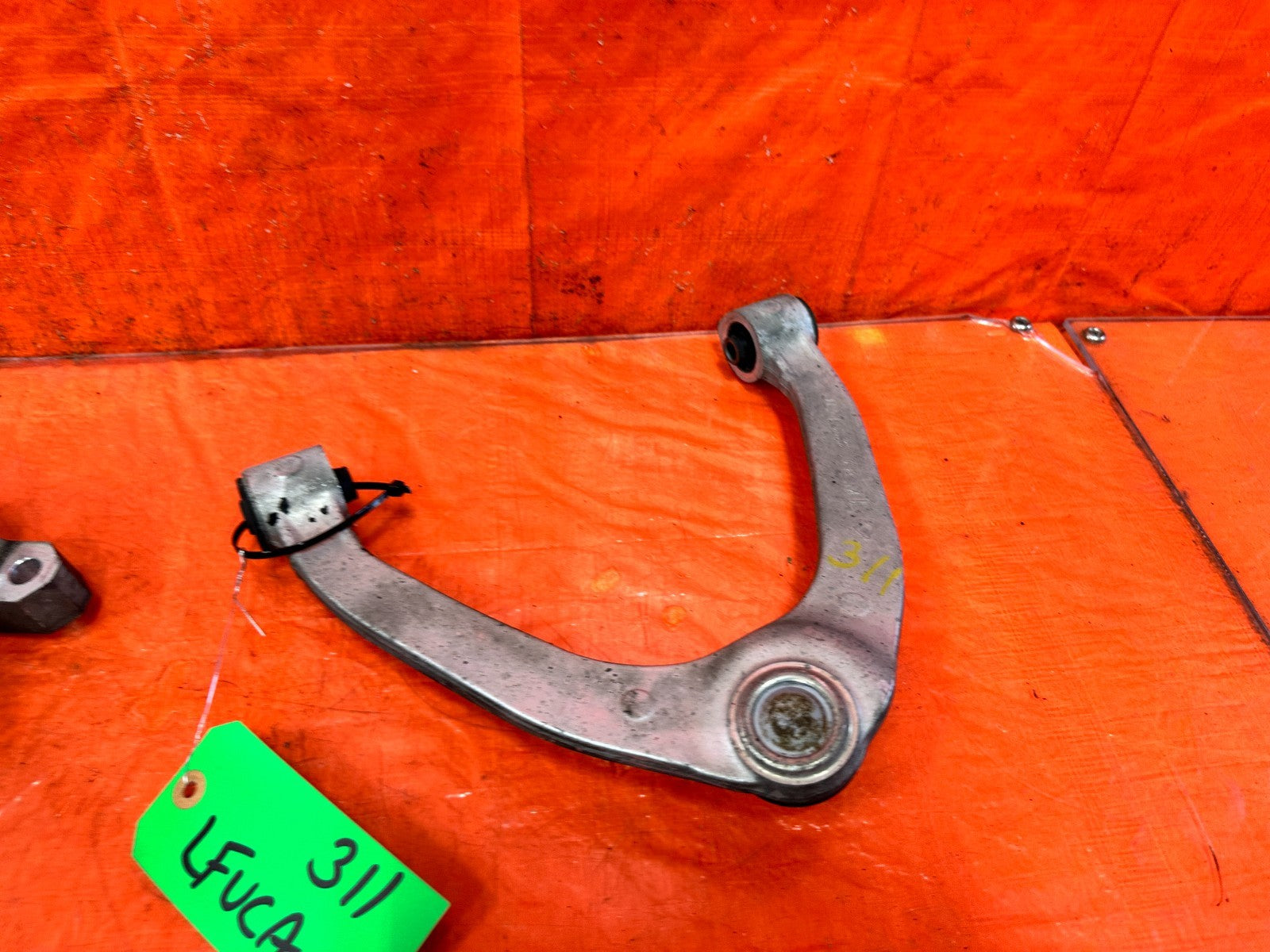 08 15 INFINITI G37 COUPE   DRIVER LEFT  FRONT UPPER & LOWER CONTROL ARM 3114