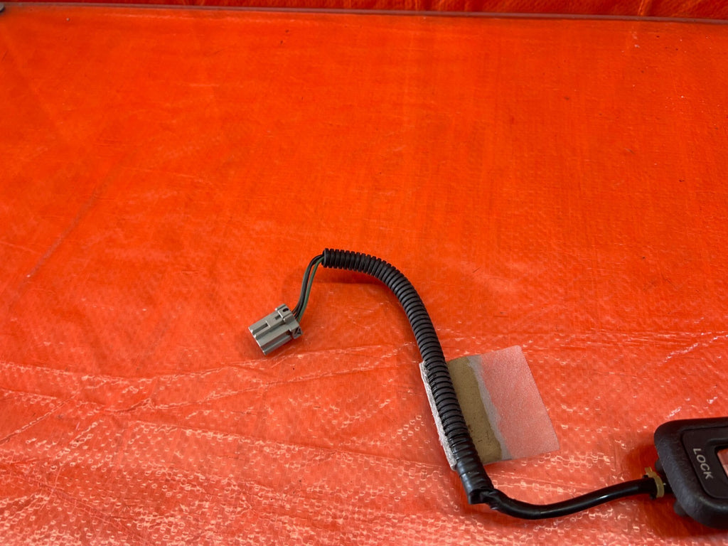 90 93 ACURA INTEGRA 2D   POWER DOOR LOCK SWITCH   LEFT OR RIGHT   OEM #1606