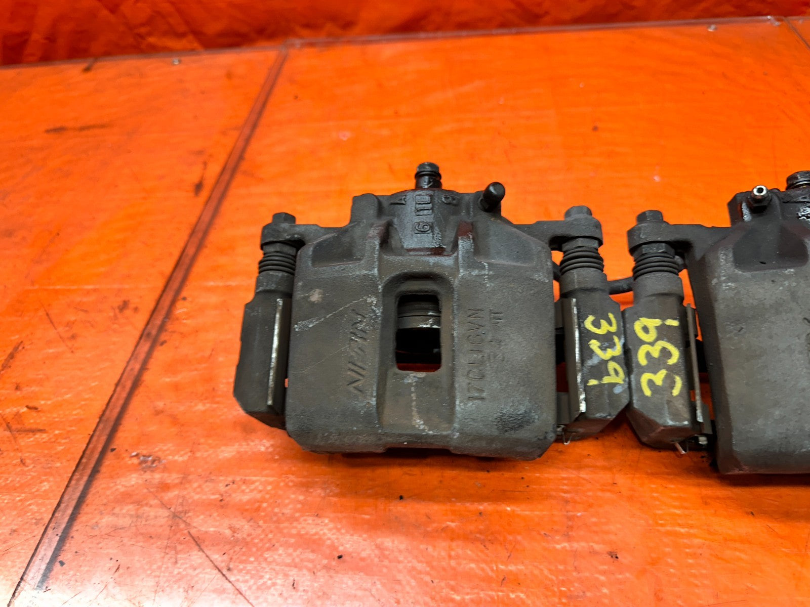 04-05 ACURA TSX 2.4L FRONT BRAKE CALIPERS PAIR LEFT DRIVER RIGHT PASS OEM #33912