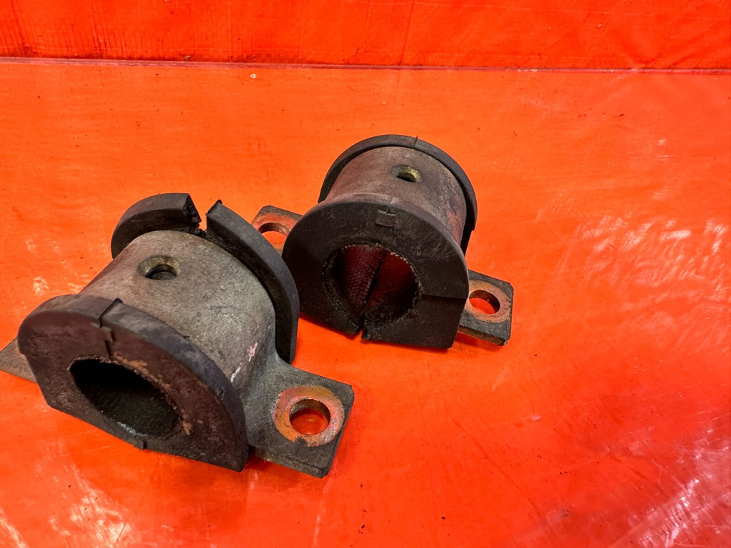 03 06 LANCER EVOLUTION VIII 8 EVO IX 9   FRONT SWAY BAR BRACKETS OEM #EVO97