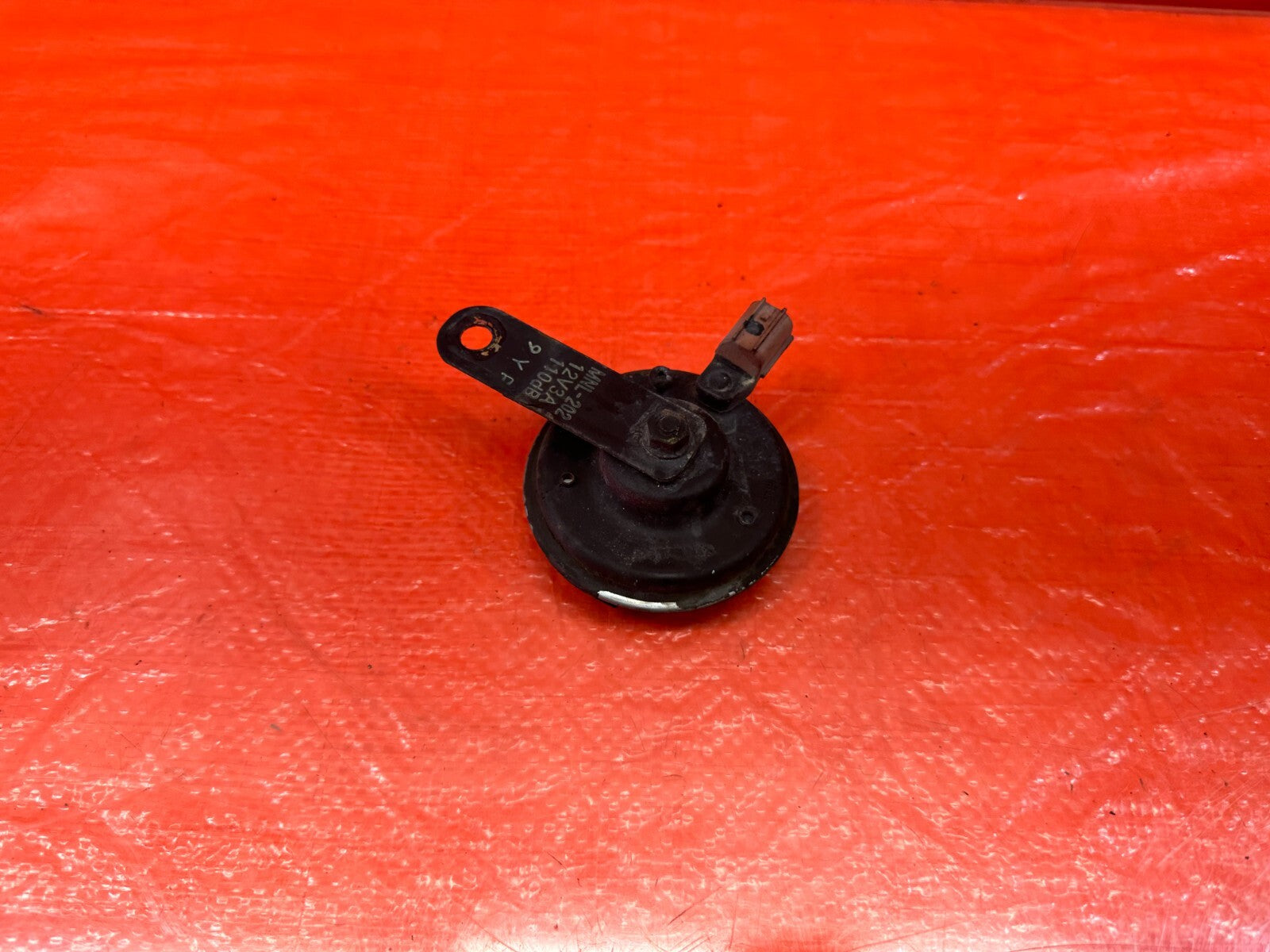 98 00 HONDA CIVIC   LOW NOTE HORN ASSEMBY   38100 S04 K12   OEM FACTORY #1813