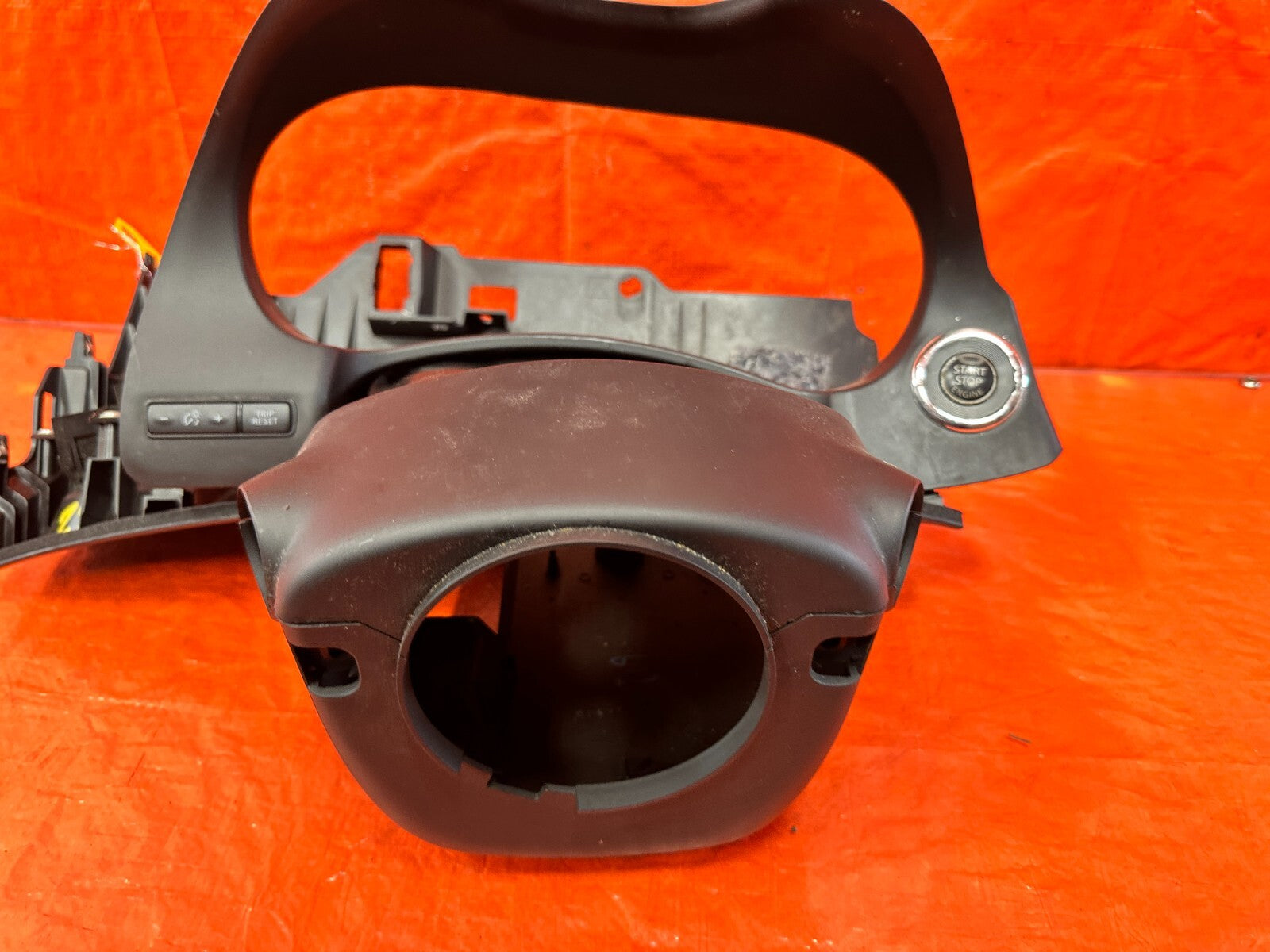 17 20 INFINITI Q50 Q60   KNEE TRIM UNDER STEERING COLUMN LOWER COVER   OEM #29611