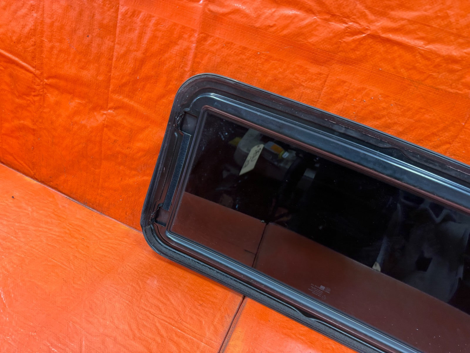 08 15 INFINITI G37 & Q60 COUPE   SUNROOF MOONROOF SLIDING ROOF GLASS   OEM #32812