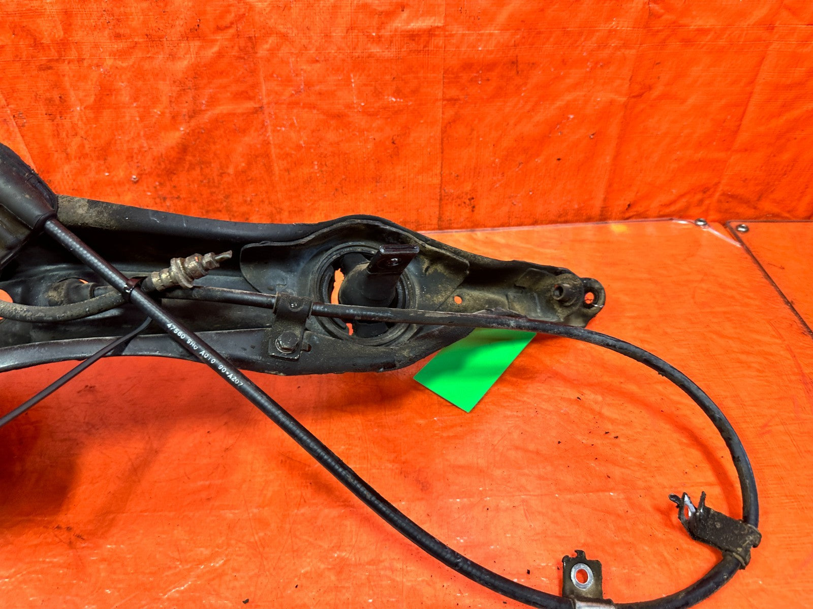 90 91 HONDA CIVIC HATCHBACK   DRIVER LEFT REAR TRAILING ARM LOWER ARM   OEM8