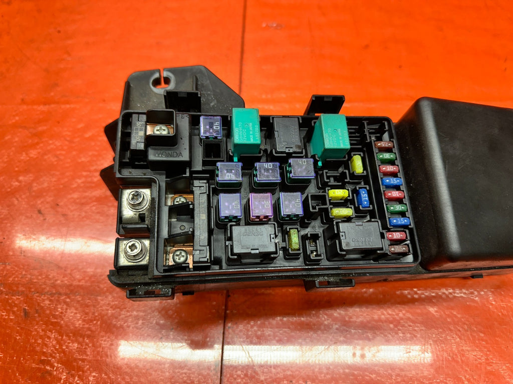 04 08 ACURA TSX 2.4L UNDERHOOD ENGINE BAY FUSE RELAY BOX OEM #3305