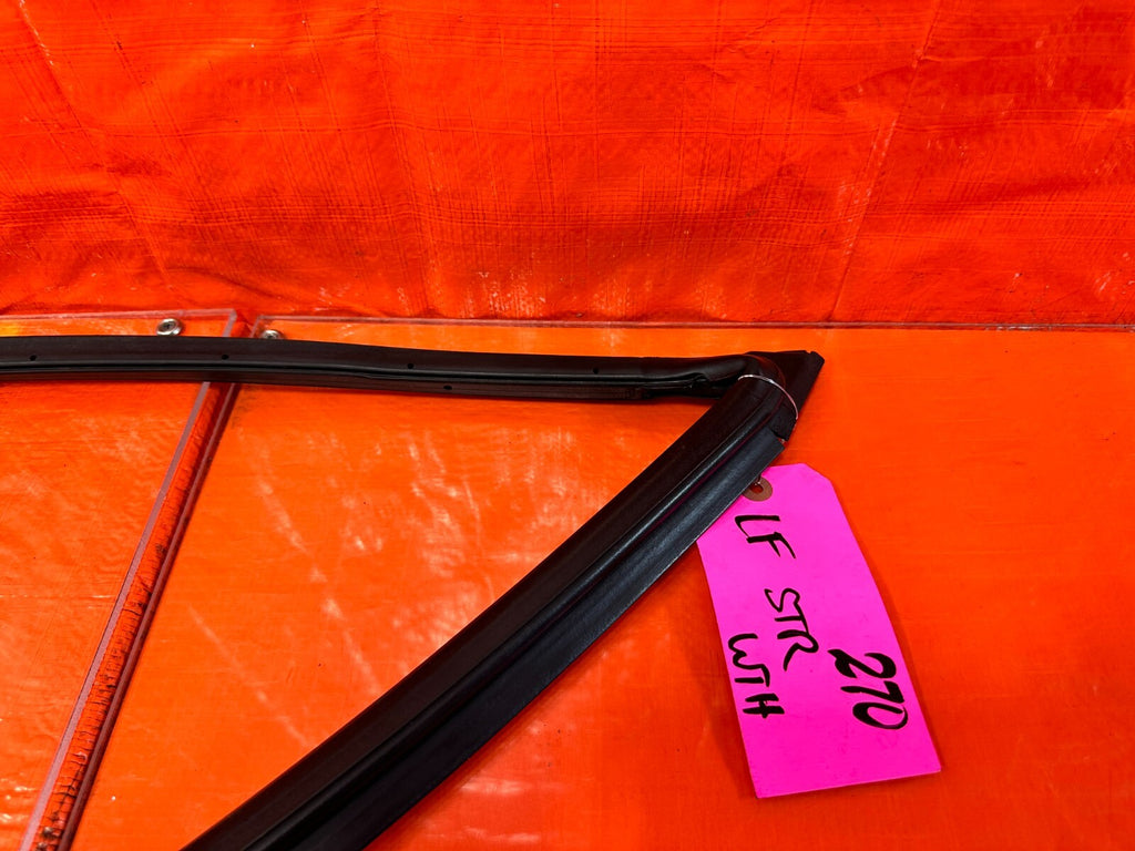 06 11 CIVIC 4D SEDAN   DRIVER LEFT FRONT WEATHER STRIP SEAL GASKET OEM #2703