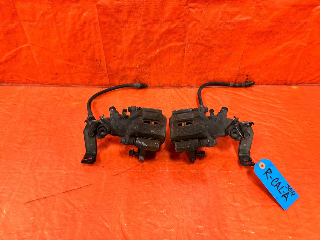 04 08 ACURA TSX   LEFT AND RIGHT REAR BRAKE CALIPERS   OEM FACTORY #3040