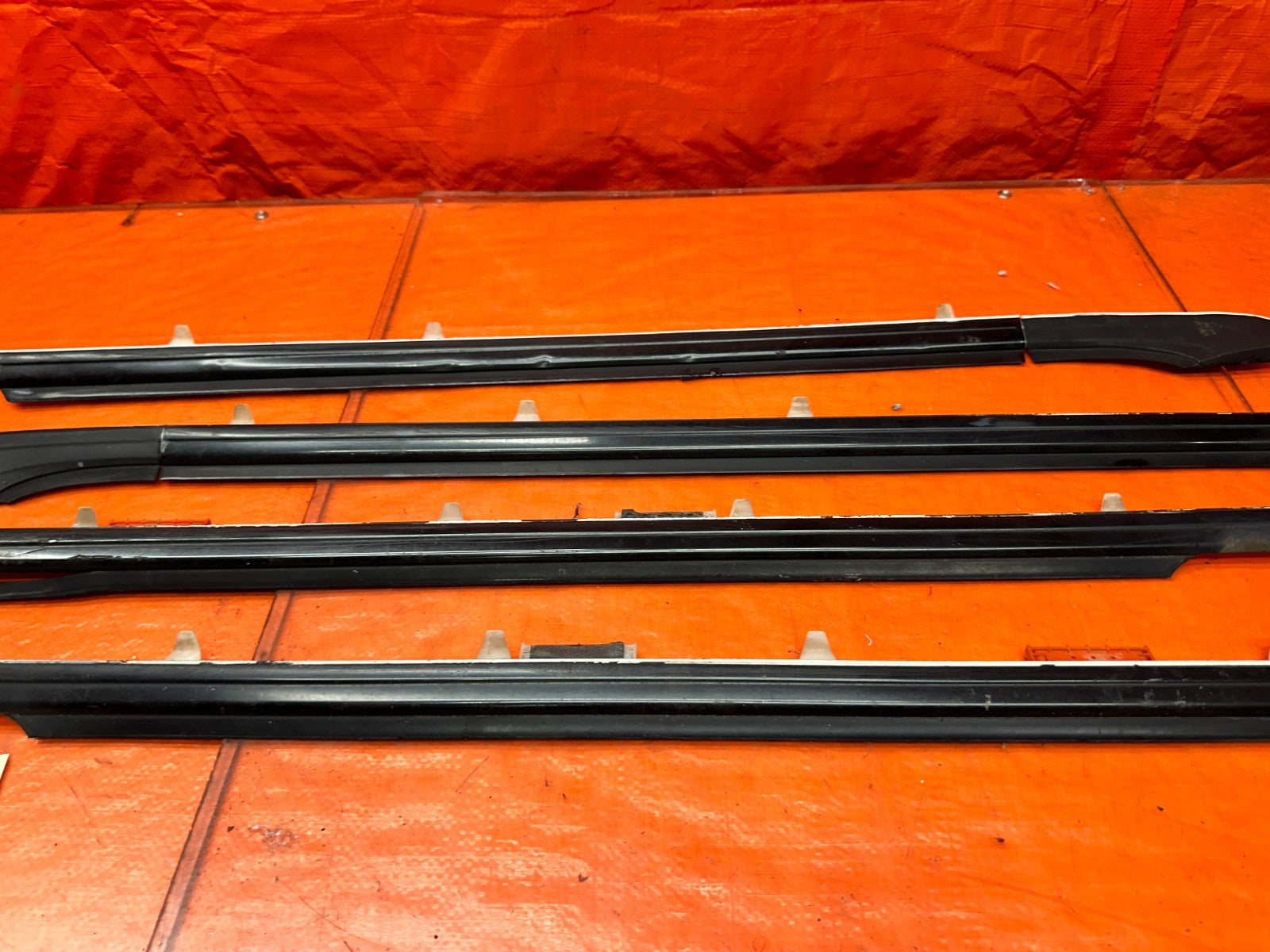 94-01 ACURA INTEGRA 4D 1.8L DOOR WINDOW GLASS TRIM DRIP RETAINER SET OF 4 #34110