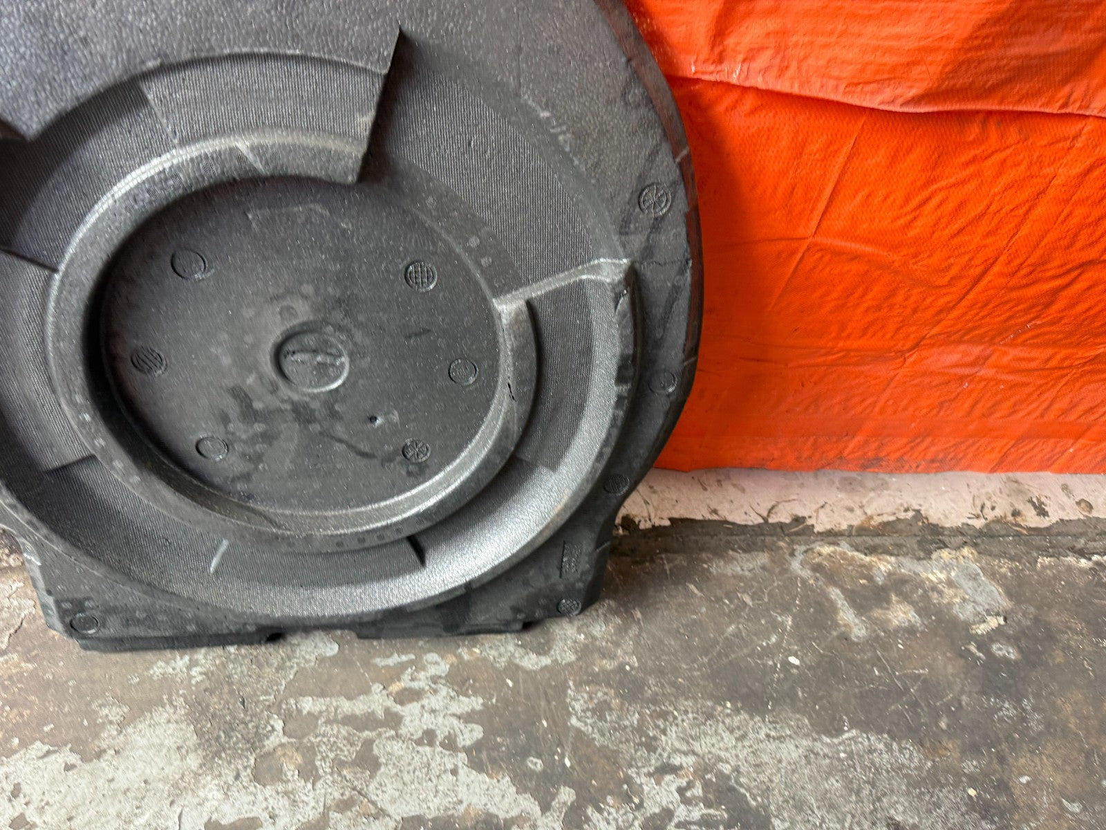 02 06 ACURA RSX TYPE S 2.0L REAR TRUNK SPARE TIRE FOAM OEM #32911