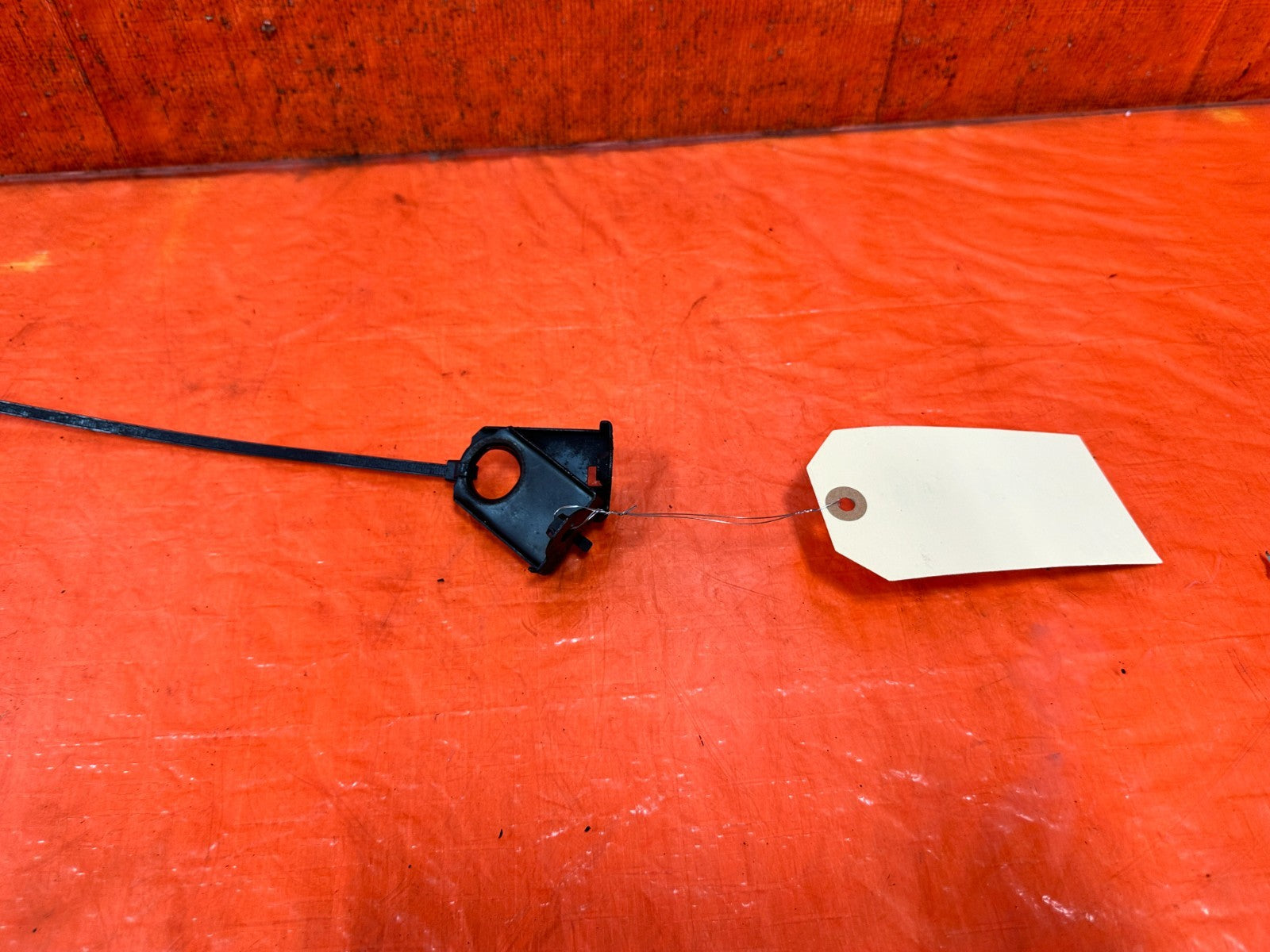 04 08 ACURA TSX   HVAC AC CONDENSER MOUNTING BRACKETS   LEFT RIGHT   OEM #3222
