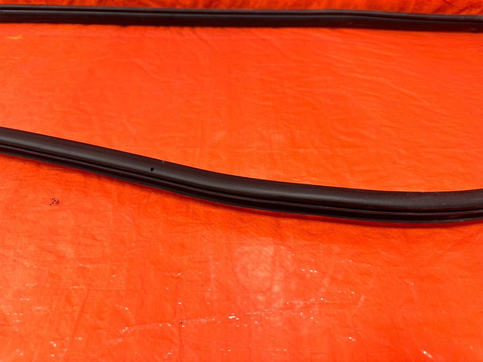 13 SUBARU IMPREZA WRX WAGON CHASSIS TO DOOR OPEN TRIM RUBBER STRIP RIGHT FRONT8