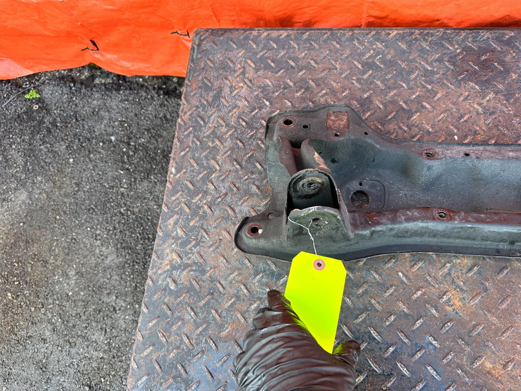 88 91 HONDA CRX   ENGINE SUB FRAME CROSS MEMBER ENGINE CRADLE   REAR PORTION 27710
