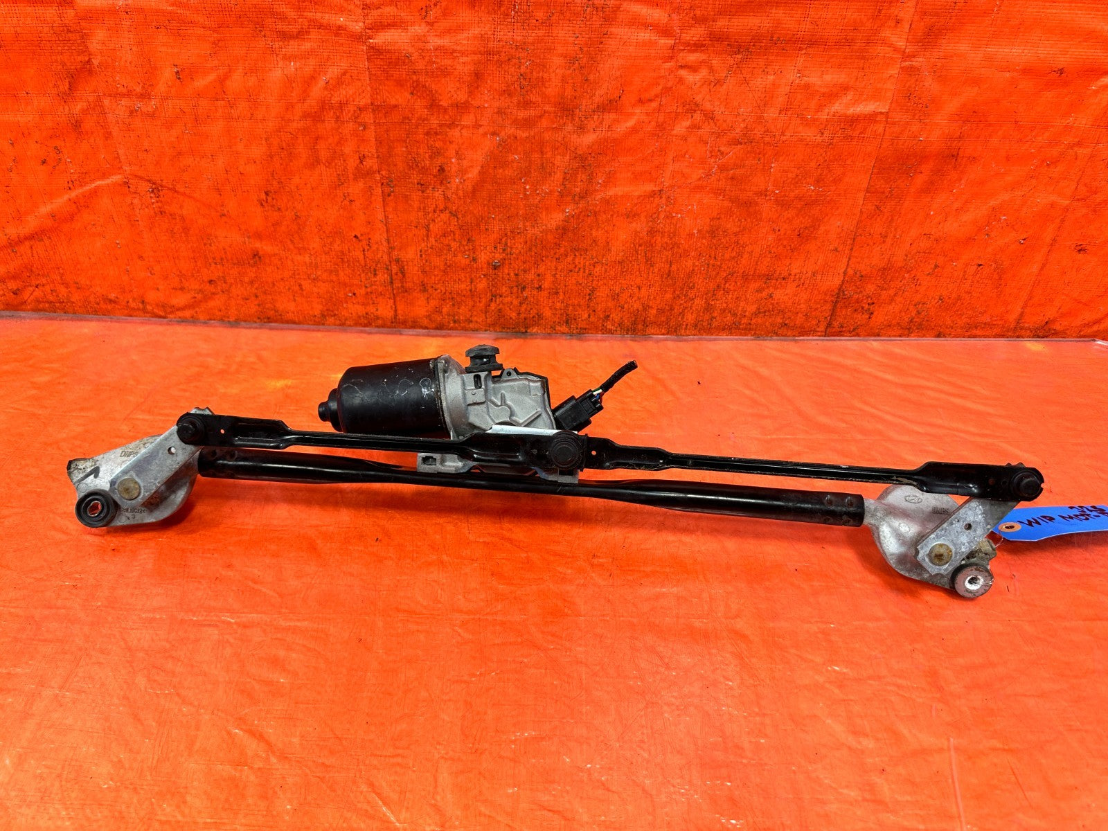 10 16 HYUNDAI GENESIS COUPE WINDSHIELD WIPER MOTOR W/ LINKAGE COMPLETE OEM 3256