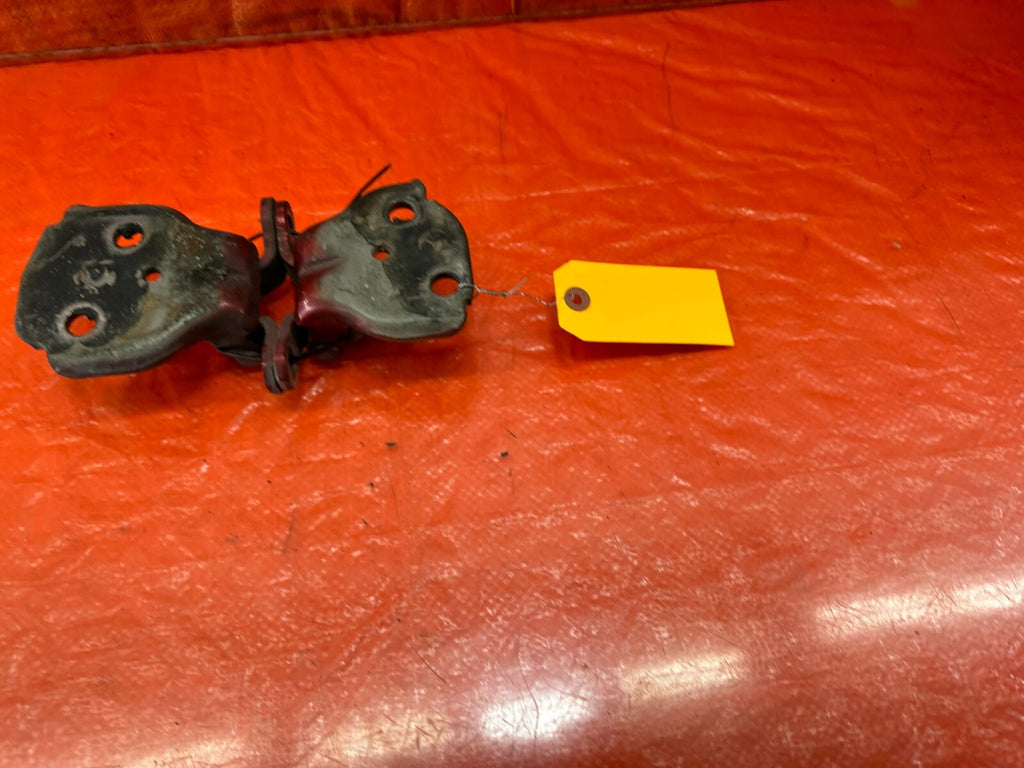 90 01 ACURA INTEGRA SEDAN 4D   DOOR HINGE SET UPPER & LOWER LEFT FRONT OEM #2295
